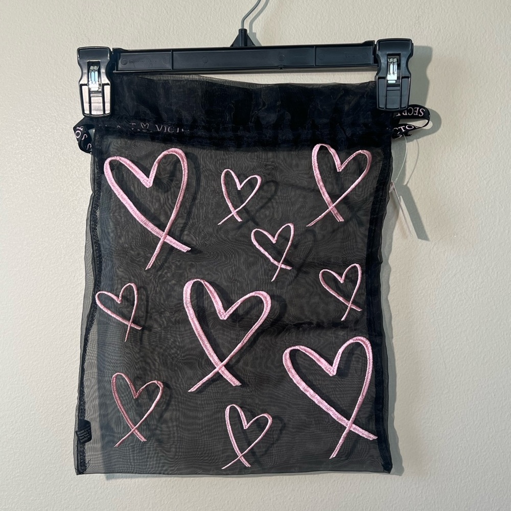 Victoria’s Secret Lingerie Black Mesh Bag Pink Embroidered Hearts Sheer New Tags
